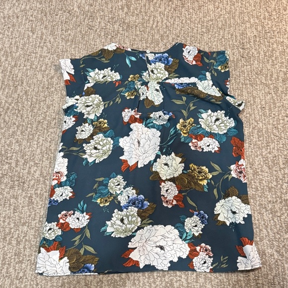 DR2 Floral Blouse in Teal and White - Picture 5 of 7